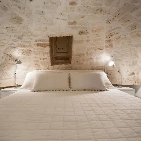 Hotel Lo Scrigno 2*